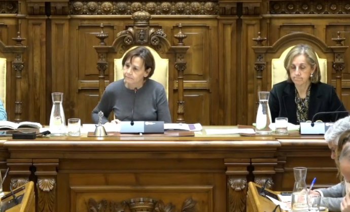 La alcaldesa de Gijón, Carmen Moriyón (Foro), preside el Pleno Municipal gijonés.