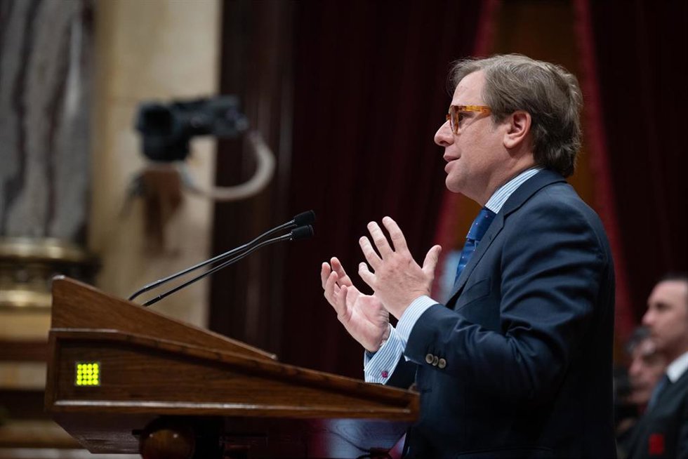 Ell portavoz de Vox en el Parlament, Joan Garriga, interviene en el debate a la totalidad del proyecto de ley de Presupuestos de la Generalitat de 2024.