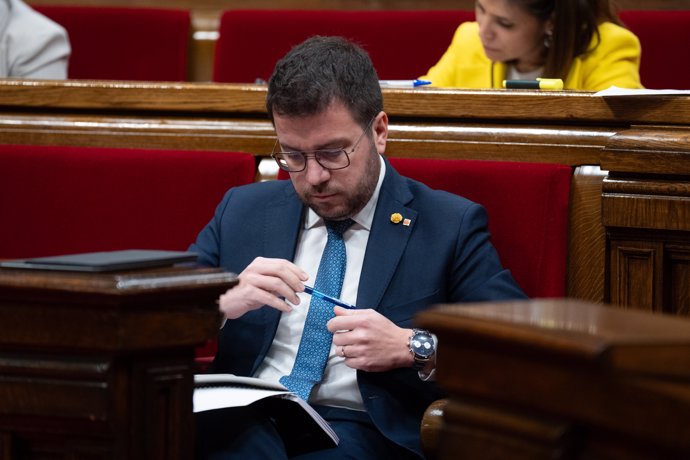 El presidente de la Generalitat, Pere Aragonès, en el pleno del Parlament sobre las enmiendas a la totalidad a los Presupuestos de la Generalitat