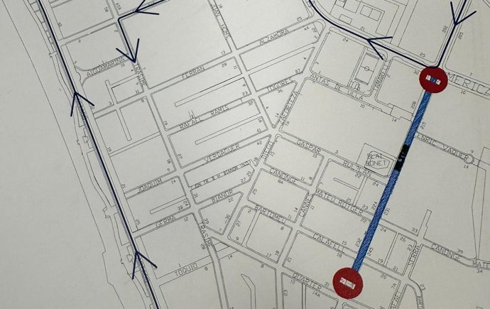 Tramo cerrado de la carretera Militar del Arenal