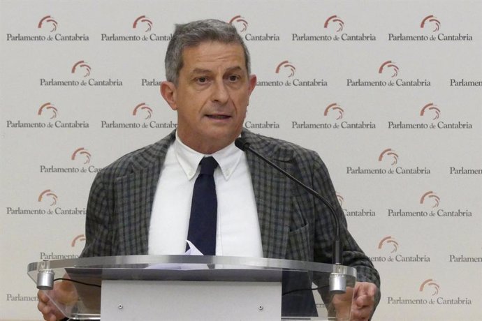 El diputado del PP en el Parlamento de Cantabria Rafael de la Gándara