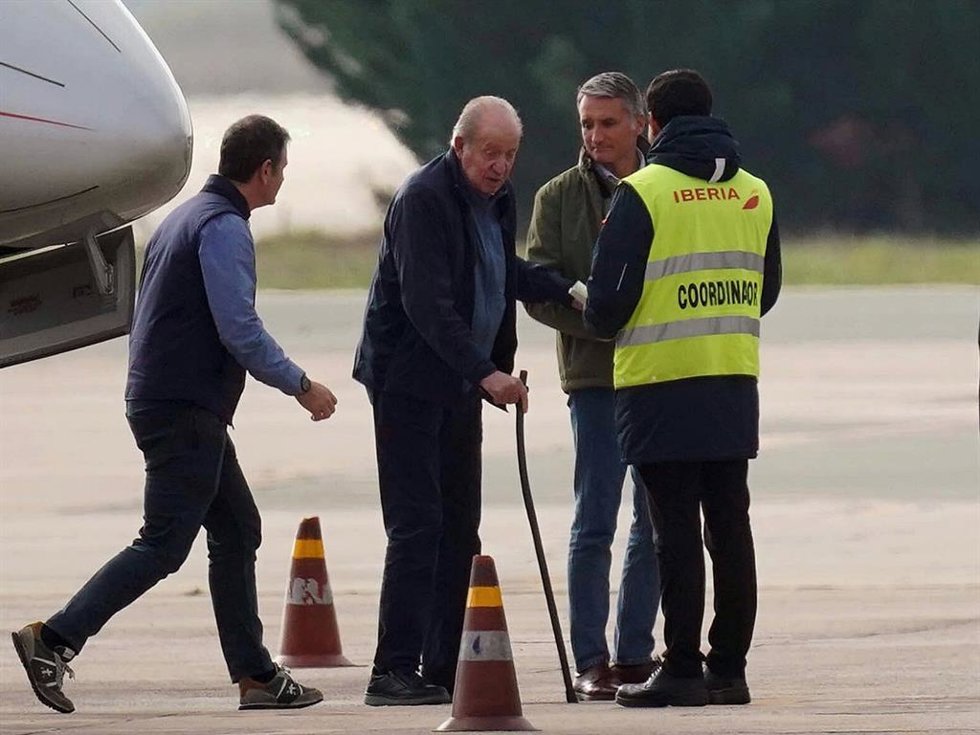 Archivo - El Rey Juan Carlos en uno de sus viajes a Vitoria