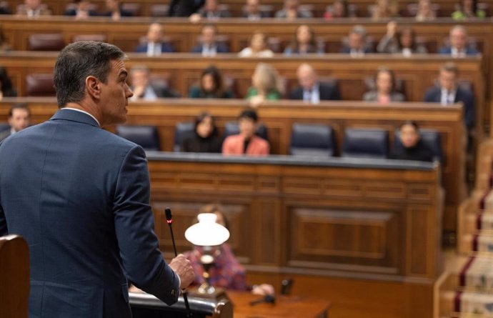El presidente del Gobierno, Pedro Sánchez, interviene durante una sesión de control al Gobierno, en el Congreso de los Diputados, a 13 de marzo de 2024, en Madrid (España). 