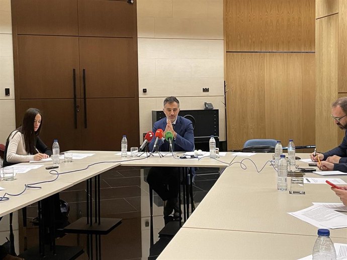 El jefe de prensa de la Representación de la Comisión Europea en España, Ioannis Virvilis, durante la rueda de prensa.