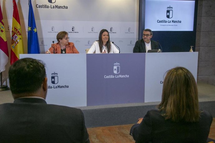 Rueda de prensa de la consejera de Bienestar Social, Bárbara García Torijano.