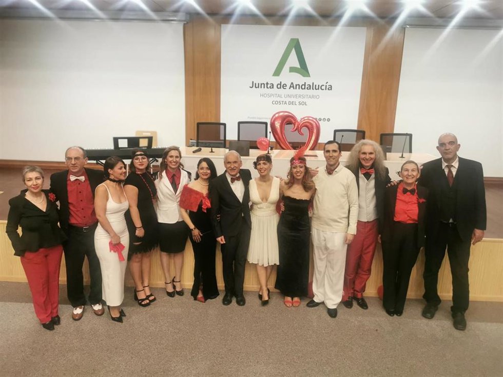 El recital, denominado 'El arte de amar', está protagonizado por el colectivo 'Por amor al arte' de Mijas.