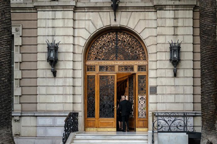 Archivo - Fachada de la sede de ICAB