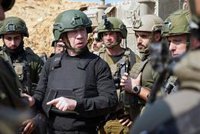 Gallant sugiere que la operación militar de Israel sobre Rafá está cada vez más cerca