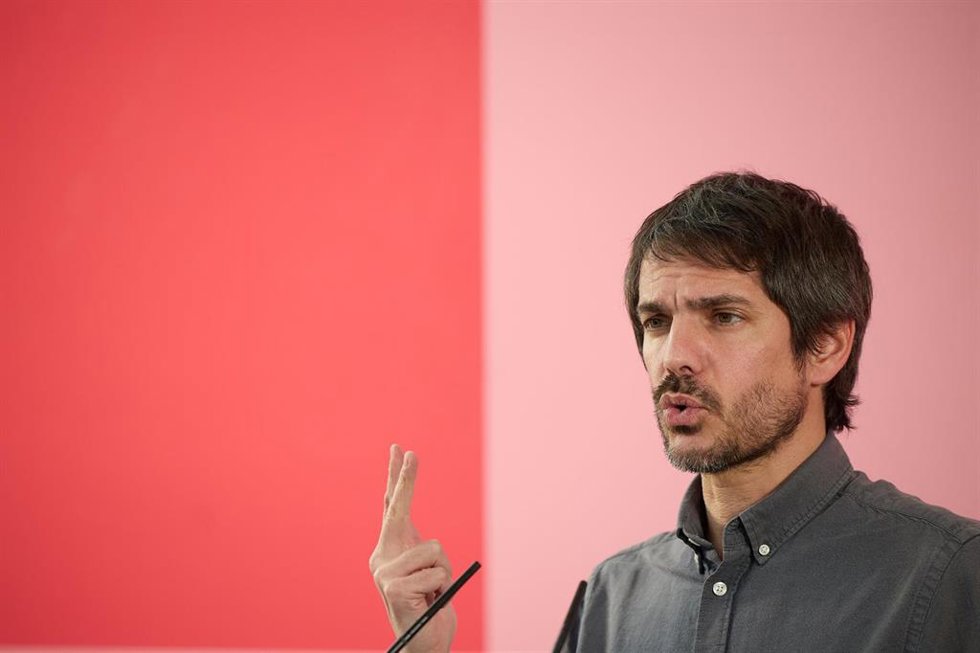 El portavoz de Sumar, Ernest Urtasun, ofrece una rueda de prensa, en el Espacio Rastro, a 11 de marzo de 2024, en Madrid (España). 