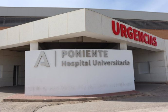 Acceso actual a las Urgencias del Hospital de Poniente, en El Ejido (Almería)