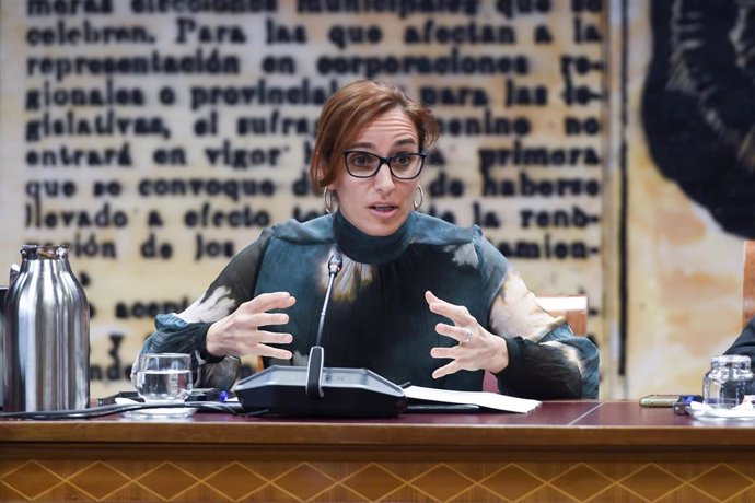 La ministra de Sanidad, Mónica García, comparece durante una Comisión de Sanidad, en el Senado, a 14 de marzo de 2024, en Madrid (España). Durante la comparecencia, la ministra ha informado sobre las líneas generales de su departamento.