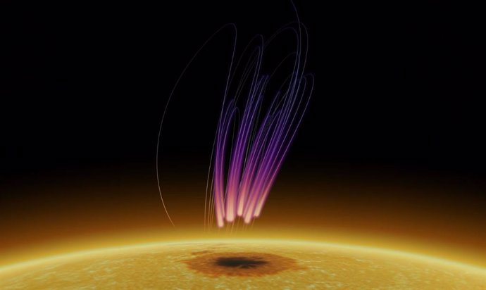 Los científicos han descubierto ráfagas de radio sobre una mancha solar que se asemejan a las emisiones de radio de las auroras en la Tierra.