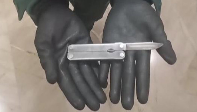 Imagen de la navaja incautada