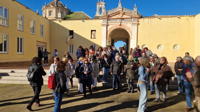 Alcalá (Sevilla) aprueba la subvención para el desarrollo del Aula Abierta de Mayores y su uso del IES Leonor de Guzmán.