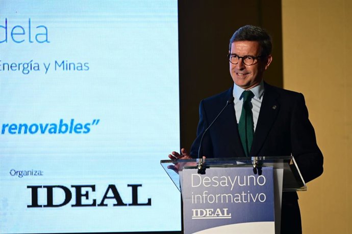 El consejero de Industria, Energía y Minas de la Junta de Andalucía, Jorge Paradela.