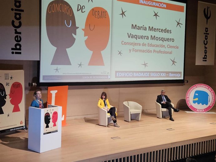 La consejera de Educación, Ciencia y Formación Profesional, María Mercedes Vaquera, en el III Concurso de Debate Escolar