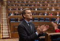 Feijóo pregunta a Sánchez si cederá el referéndum y le avisa: "Las catalanas marcarán el inicio del final del Gobierno"