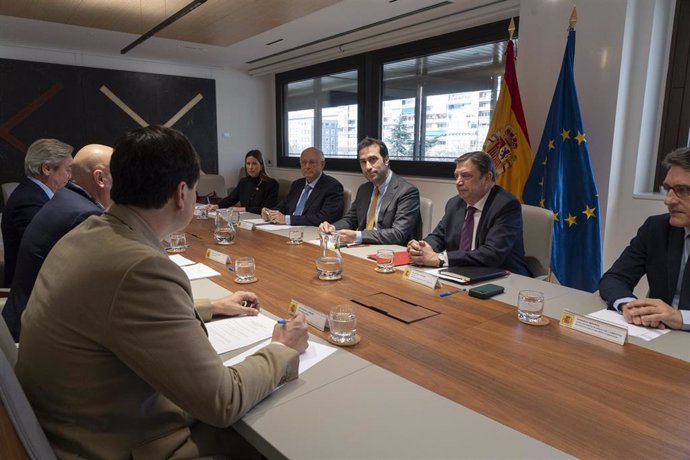 Reunión del Ministerio de Economía y Agricultura, Pesca y Alimentación con Asemesa.