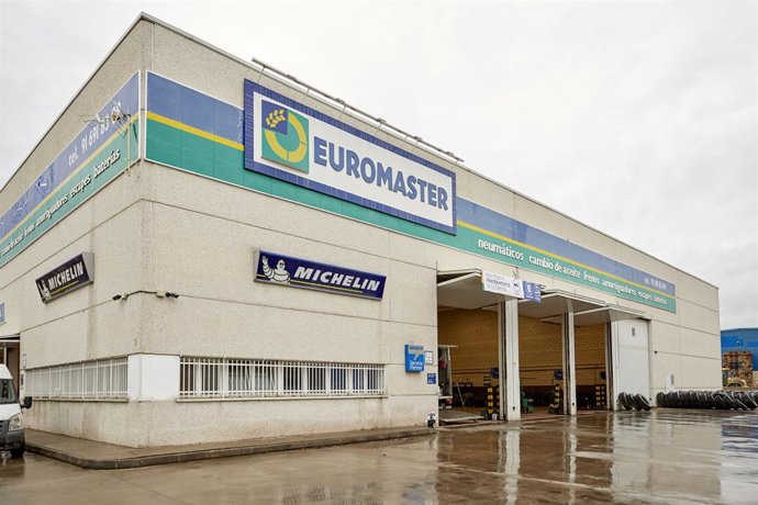 Archivo - El sector del transporte reduce los plazos de pago un 20% con el regimen sancionador, según Euromaster. 