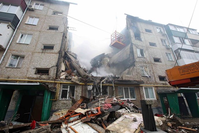 Edificio situado en la ciudad de Sumy, atacado por las fuerzas rusas.