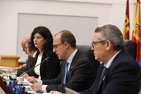 PP y Vox critican la gestión de Junta en discapacidad y esta asegura que la aborda con "políticas transversales"