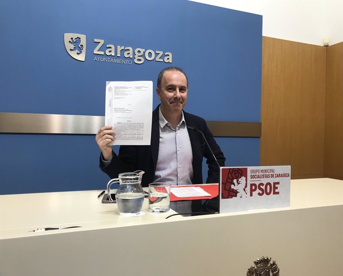 El concejal del grupo municipal del PSOE en el Ayuntamiento de Zaragoza, Chema Giral