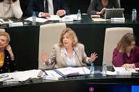La delegada de Hacienda tilda de "impresentable" que Montero no garantice "la protección de datos de los contribuyentes"