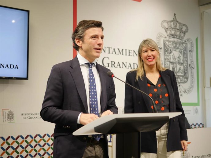 Jorge Saavedra y Carolina Amate