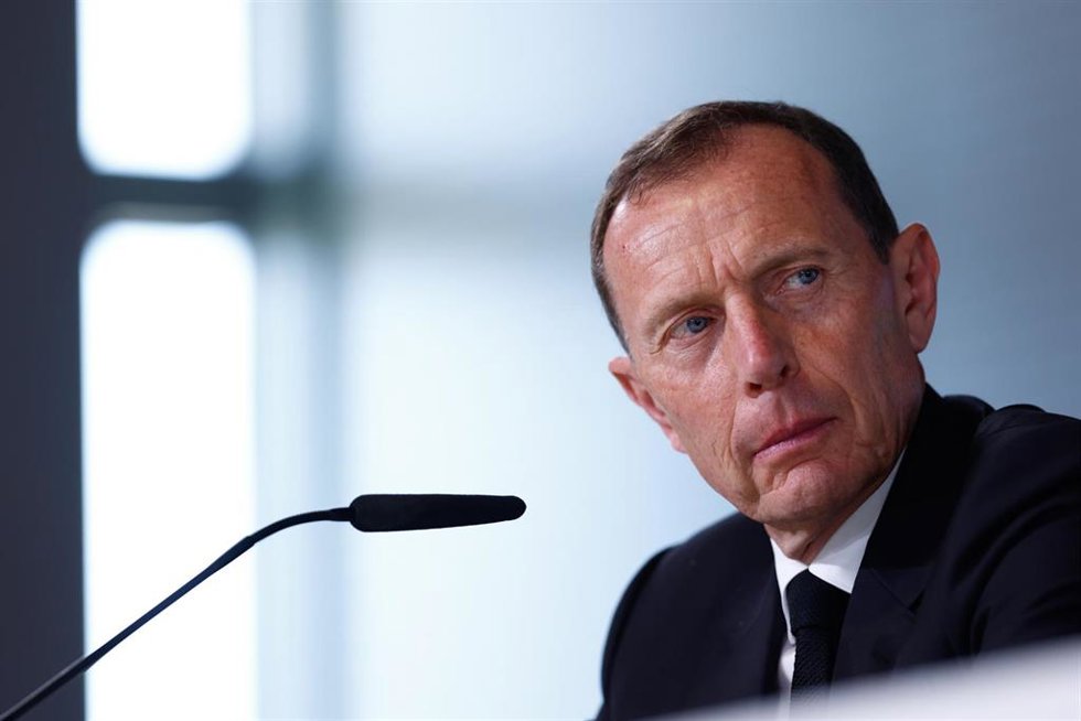 Archivo - El director de Relaciones Institucionales del Real Madrid, Emilio Butragueño, en rueda de prensa. 
