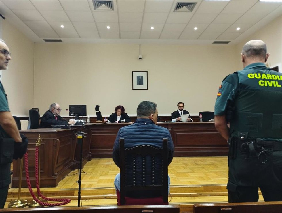 TSJ absuelve al 'Rine' de atentado y rebaja su condena a dos  años y cuatro mesess por su fuga en coche.