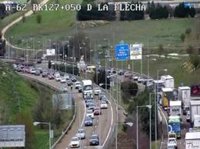 Una colisión entre dos turismos y un camión en Zaratán (Valladolid) provoca retenciones en la A-62