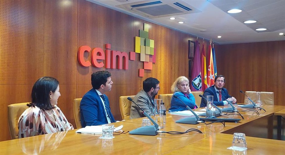 Jornada sobre la nueva Directiva Europea sobre Información Corporativa en Materia de Sostenibilidad (CSRD) organizada por Initio Club