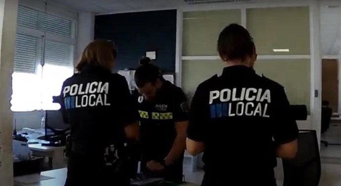 Agentes de la Policía Local de Calvi