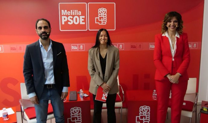 Los dos candidatos a liderar el PSOE de Melilla, Sabrina Moh y Manuel Vázquez, en un debate