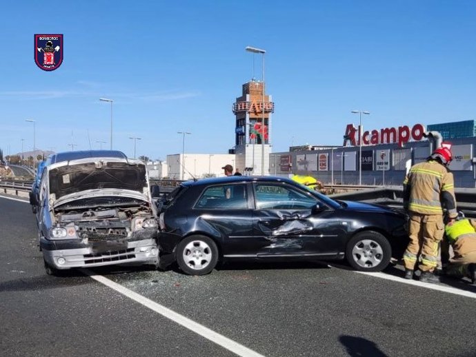 Herido leve un hombre en un accidente en el que se han visto implicados 3 vehículos en la A-7, en sentido Albacete
