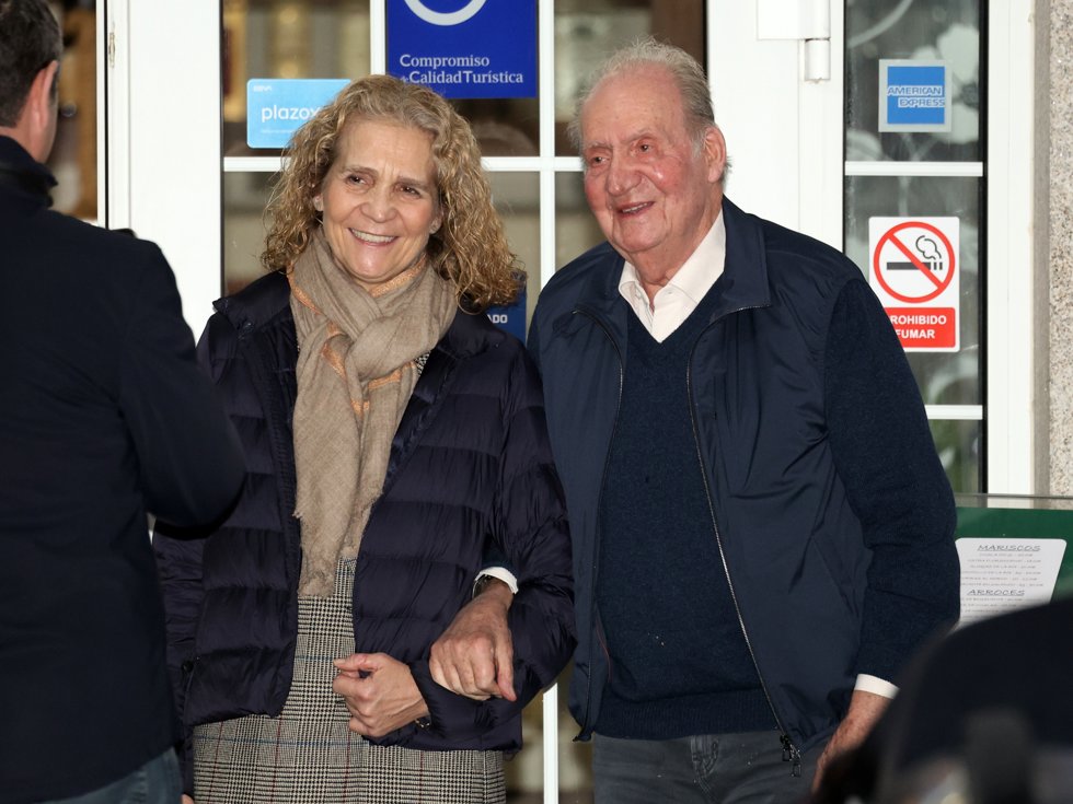 El Rey Juan Carlos y su hija, la Infanta Elena