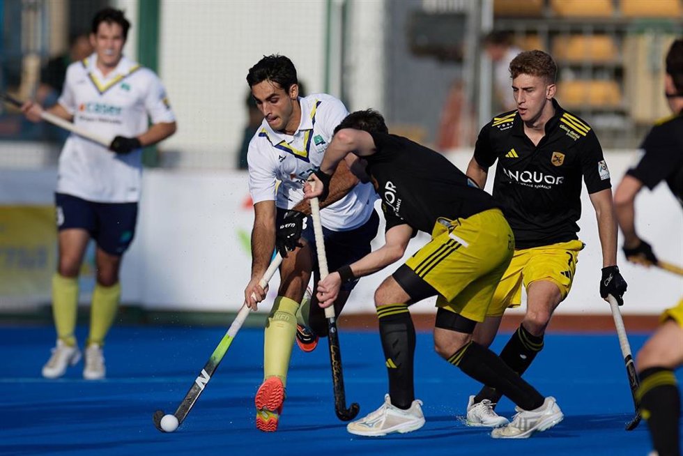 Partido entre Club de Campo Villa de Madrid y Atltic Terrassa durante la Copa del Rey.
