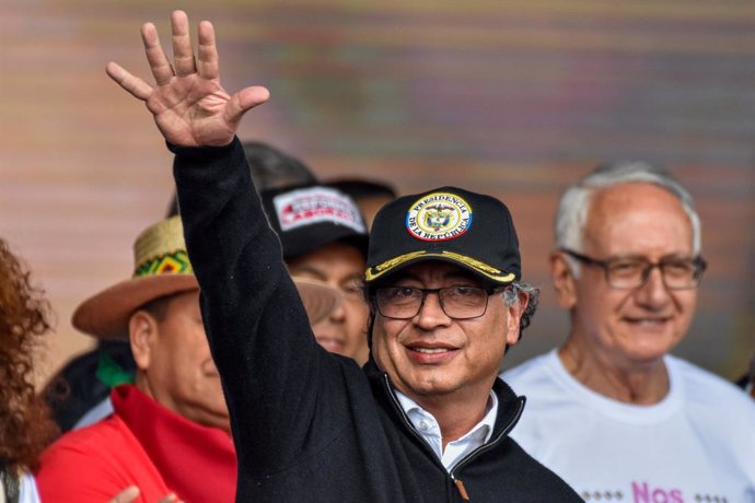 Archivo - September 27, 2023, Bogota, Cundinamarca, Colombia: Colombian president Gustavo Petro is seen as Colombians march in support for the government purposed social reforms in Bogota, Colombia, September 27, 2023.