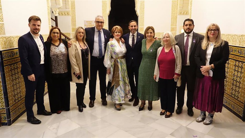 El PSOE reconoce a Isabel Marín en los premios Victoria Kent de Torremolinos