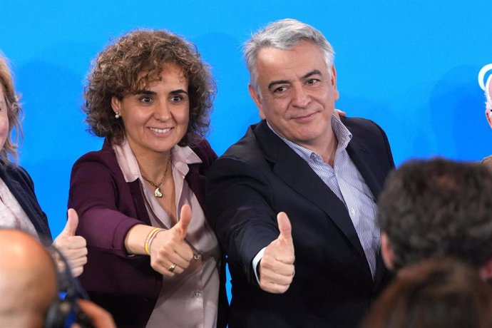 El presidente del PP y candidato a lehendakari, Javier de Andrés, con la la eurodiputada y vicepresidenta EPP, Dolors Monserrat.