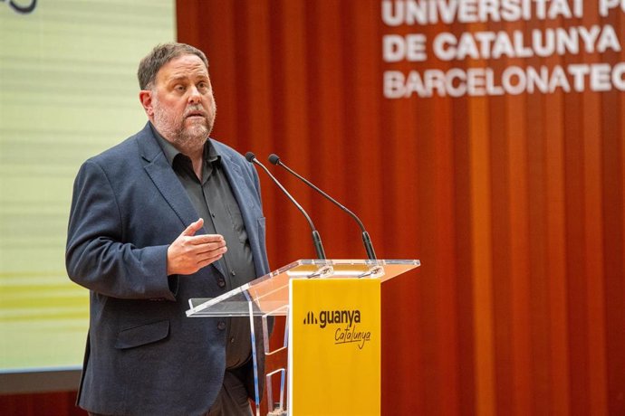 El presidente de Esquerra Republicana (ERC), Oriol Junqueras, interviene durante el acto 'Guanya Catalunya', en la Universidad Politécnica de Cataluña (UPC), a 16 de marzo de 2024, en Barcelona, Catalunya (España). El acto se enmarca en el primer momento 