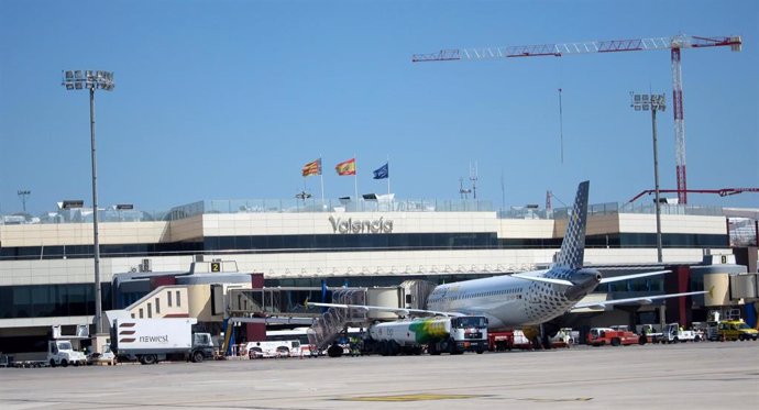 Archivo - Aeropuerto de Valencia.