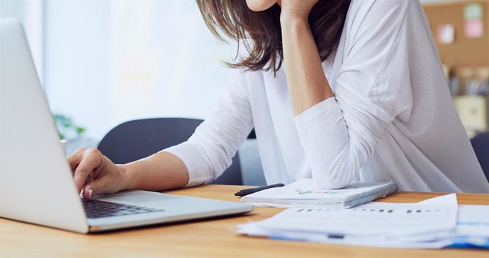 Los centros educativos contarán con una aplicación en 'EducamosCLM' para hacer la evaluación interna de los mismos