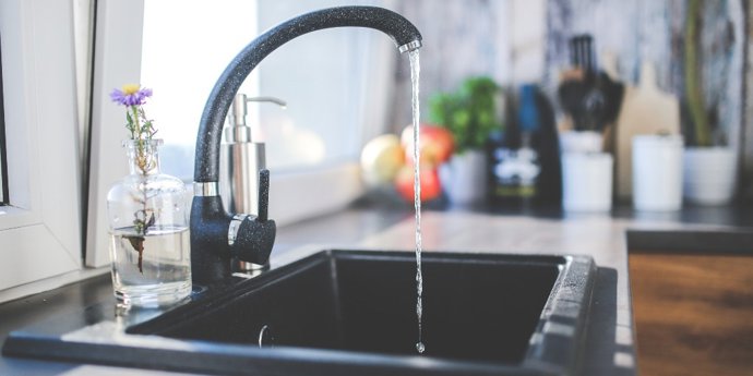 Archivo - El Ayuntamiento de Zaragoza crea un Plan Sanitario del Agua.