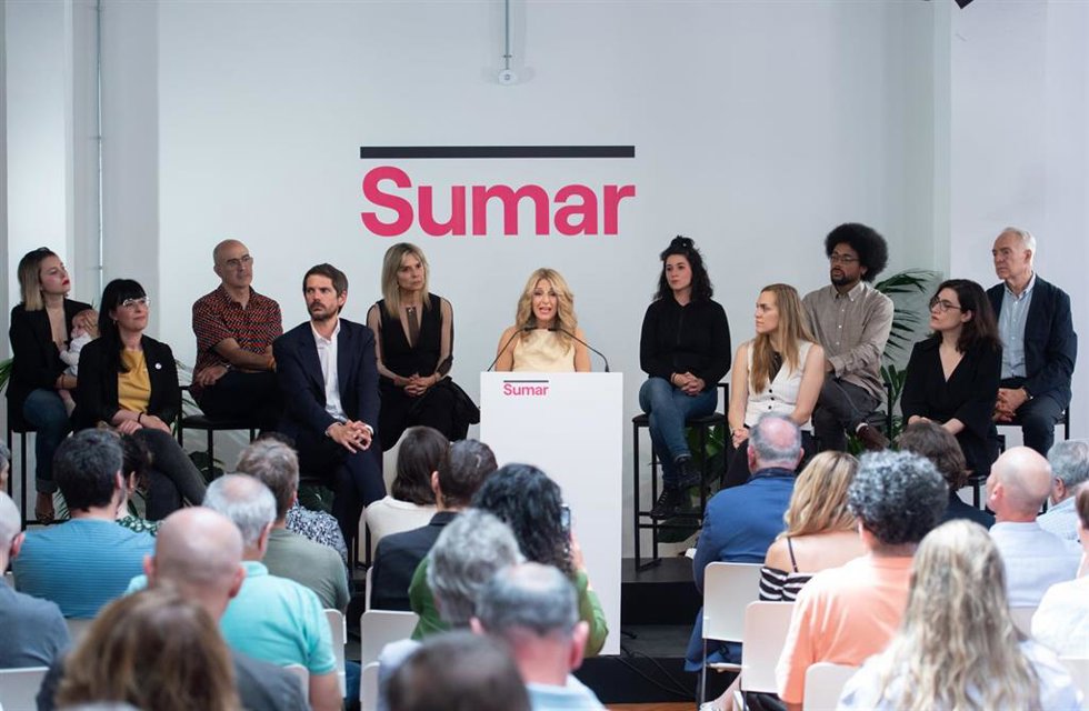 Archivo - La líder de Sumar y vicepresidenta segunda del Gobierno, ministra de Trabajo y Economía Social, Yolanda Díaz, comparece para presentar el acuerdo de coalición, a 10 de junio de 2023, en Madrid (España).