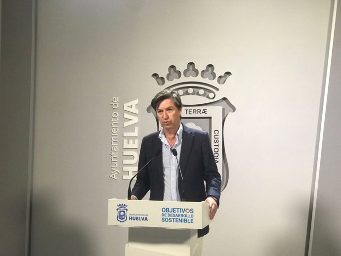 El portavoz del Grupo Municipal de Vox en el Ayuntamiento de Huelva, Wenceslao Font.