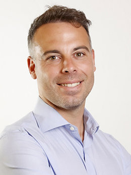 Archivo - El portavoz de Turismo del Grupo Socialista en Les Corts, Mario Villar