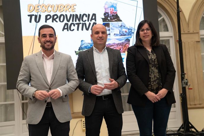 Carlos Sánchez, José A.García y Almudena Morales.