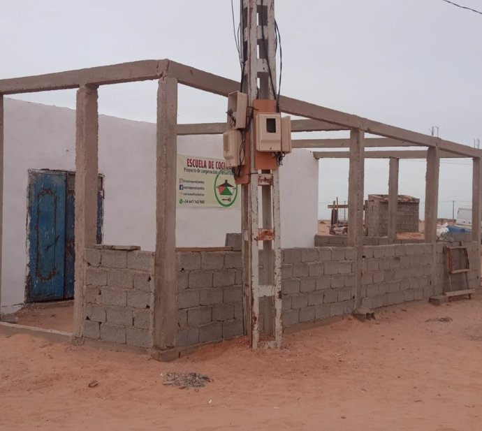 Archivo - Una escuela en los campamentos de refugiados saharauis de Tinduf, en Argelia