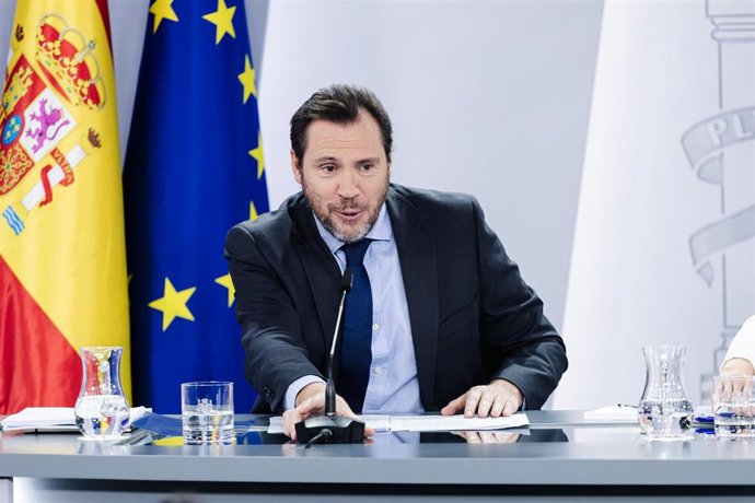 Archivo - El ministro de Transportes y Movilidad Sostenible, Óscar Puente